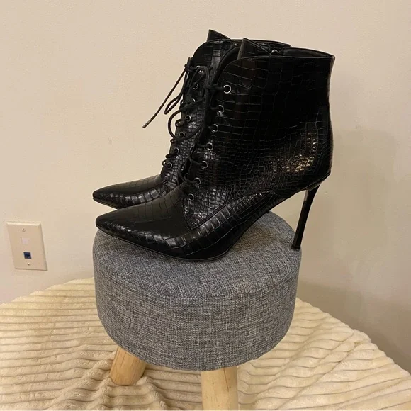 Wet Kiss Black Ankle Boots Stiletto Heel Pointed Toe Size 10 - Picture 5 of 13